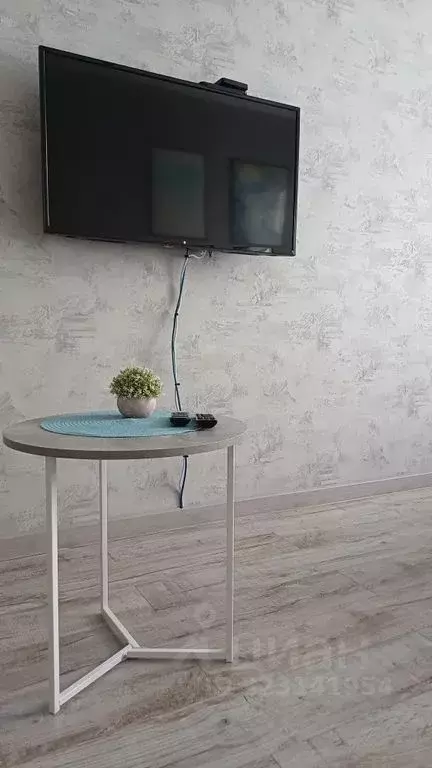 1-к кв. Омская область, Омск ул. 70 лет Октября, 3 (40.0 м) - Фото 2