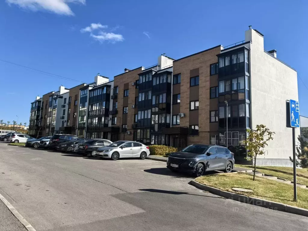 2-к кв. Волгоградская область, Волгоград ул. Химина, 2А (52.5 м) - Фото 1