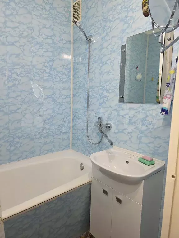 2-к. квартира, 57 м, 5/9 эт. - Фото 1