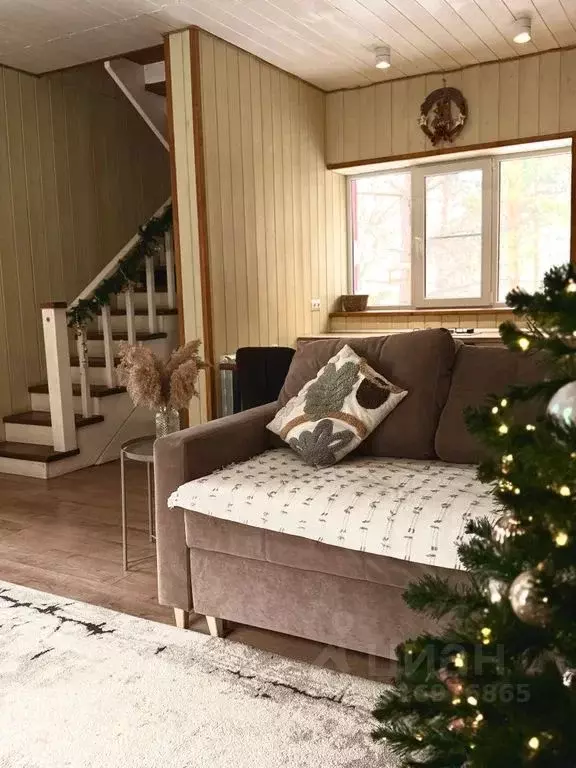 Дом в Алтай, Чемальский район, Узнезинское с/пос, с. Аскат ул. ... - Фото 1