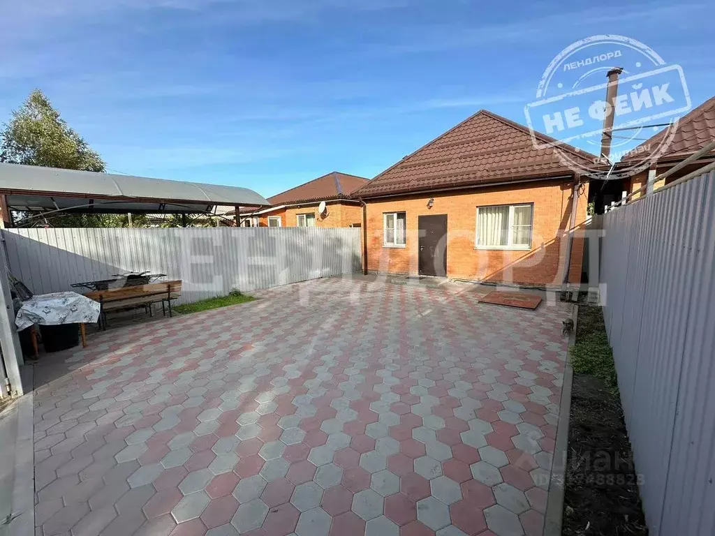 Дом в Ростовская область, Батайск Труд ДНТ, 11-я линия (64 м) - Фото 0