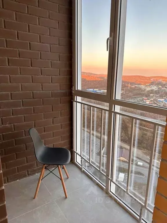 Студия Приморский край, Владивосток ул. Нейбута, 2Ак1 (30.0 м) - Фото 1