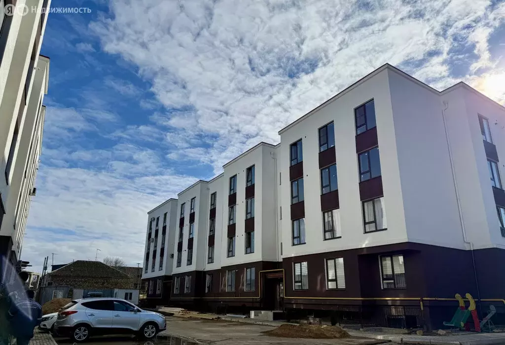 2-комнатная квартира: Дербент, Строительная улица, 3 (70 м) - Фото 1