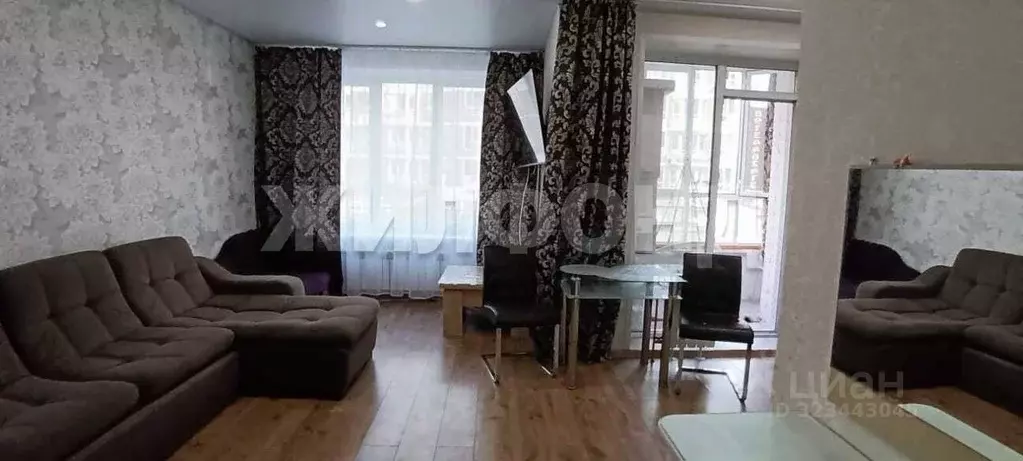 2-к кв. Хакасия, Абакан Трудовая ул., 84 (60.3 м) - Фото 1