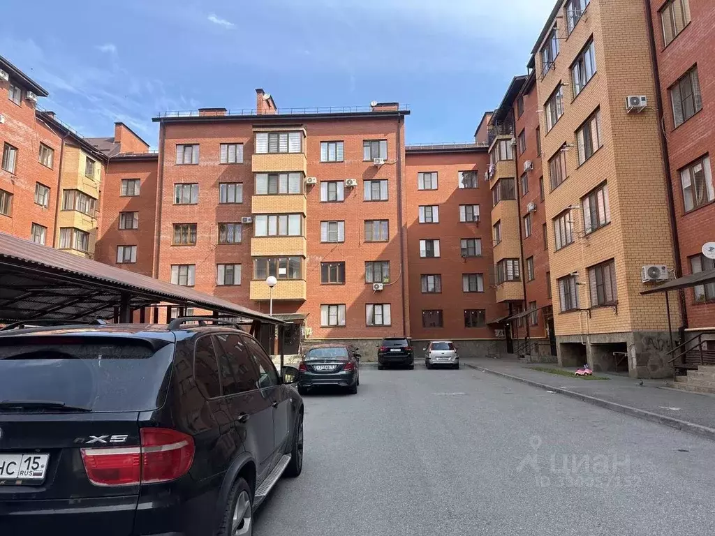 1-к кв. Северная Осетия, Владикавказ ул. Генерала Дзусова, 6 (65.0 м) - Фото 1