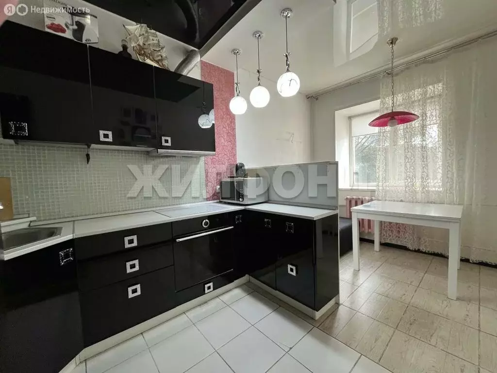 1-комнатная квартира: Черногорск, улица Генерала Тихонова, 15 (38.3 м) - Фото 1