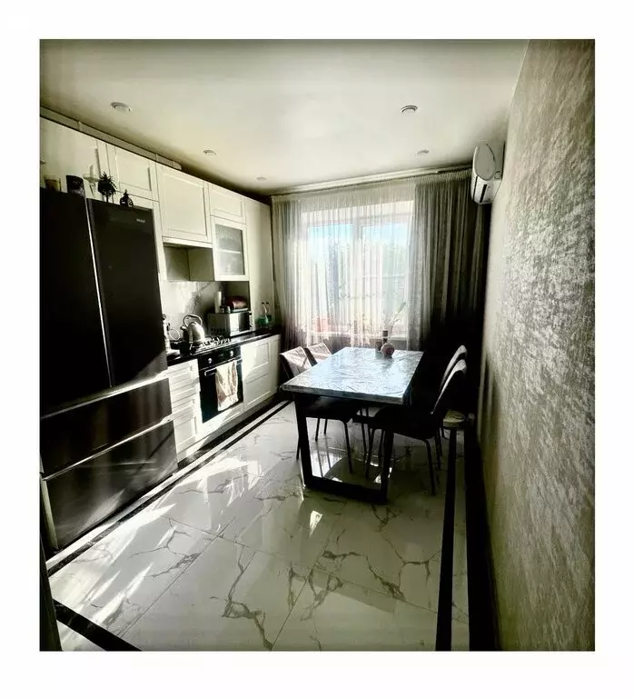 3-комнатная квартира: Таганрог, улица Морозова, 22 (62 м) - Фото 1