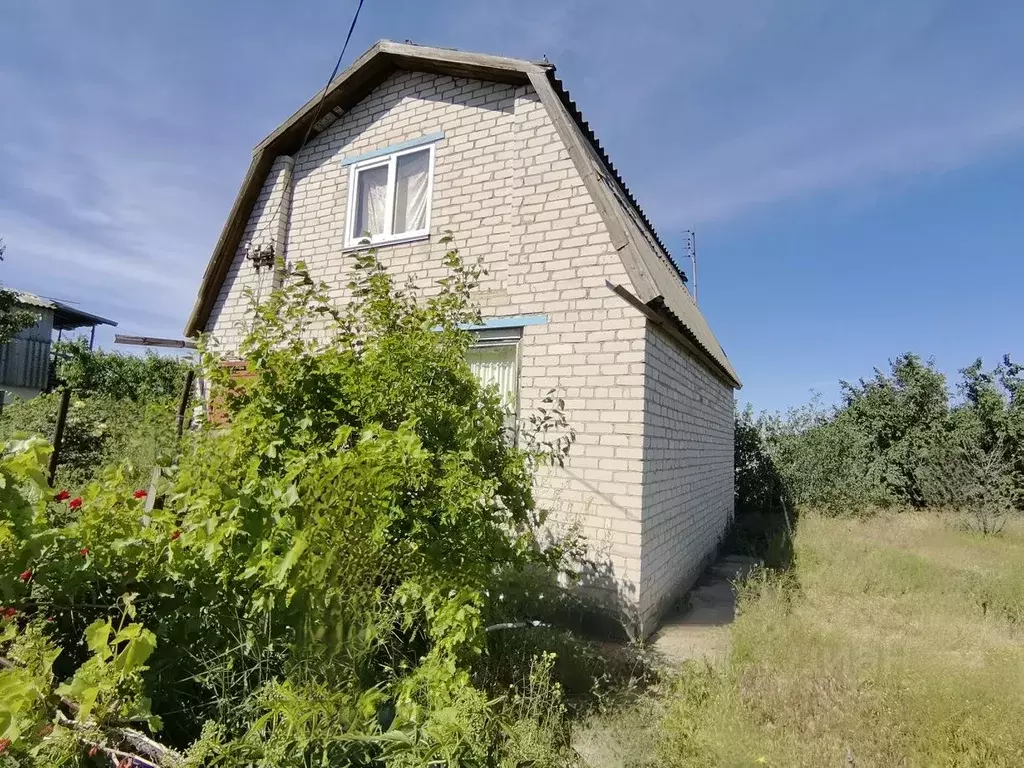 Дом в Волгоградская область, Светлоярский район, Червленовское с/пос, ... - Фото 1