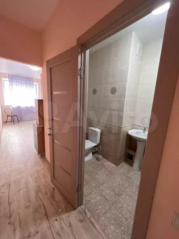 1-к. квартира, 53 м, 4/7 эт. - Фото 1