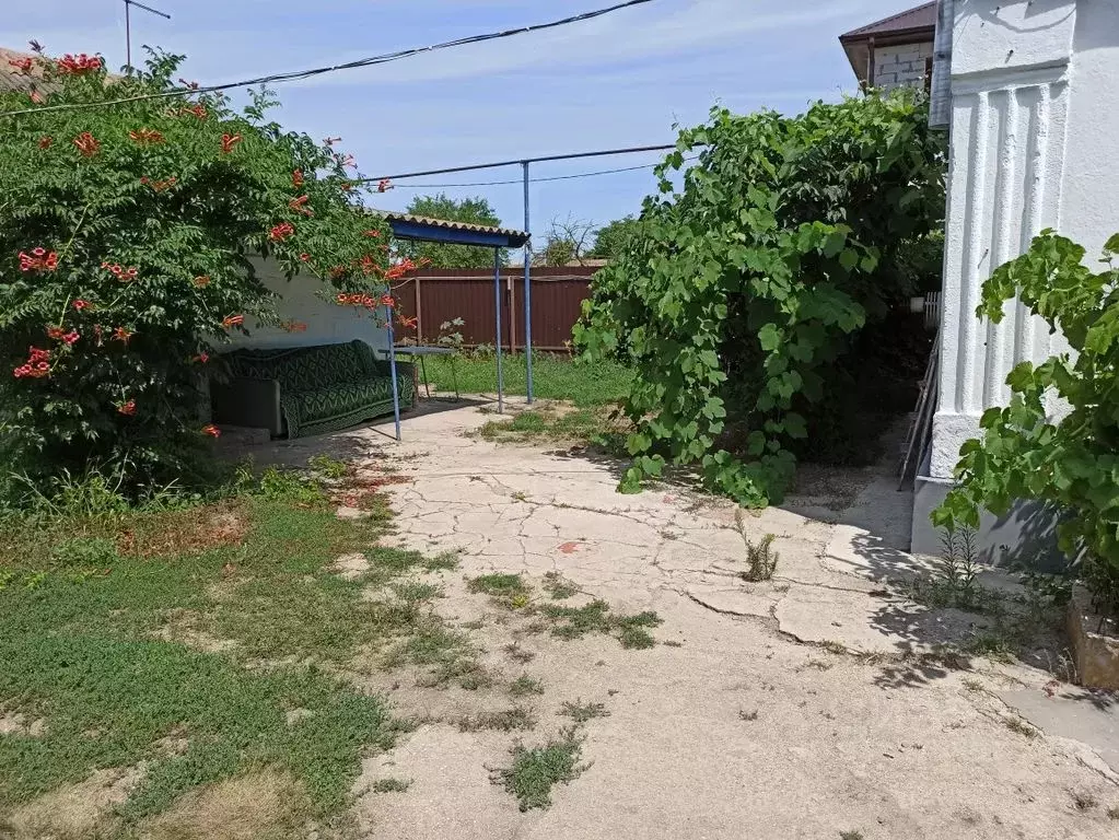 Дом в Краснодарский край, Ейский район, Должанская ст-ца Октябрьская ... - Фото 2