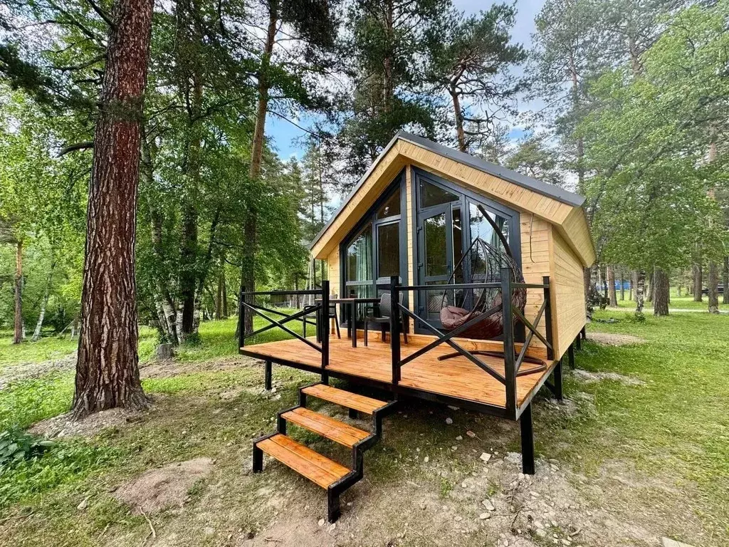 Дом в Карачаево-Черкесия, Зеленчукский район, с. Архыз проезд Таулу, 3 ... - Фото 0