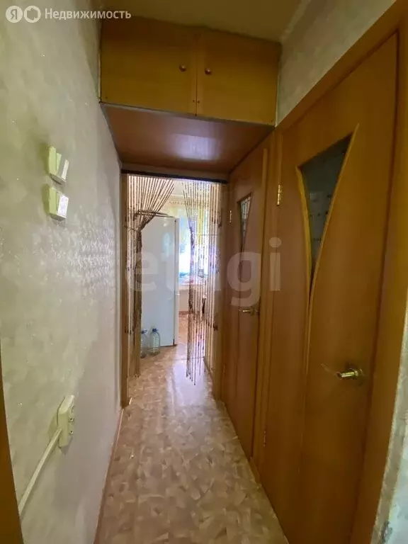 3-комнатная квартира: Златоуст, проспект имени Ю.А. Гагарина, 8-я ... - Фото 1