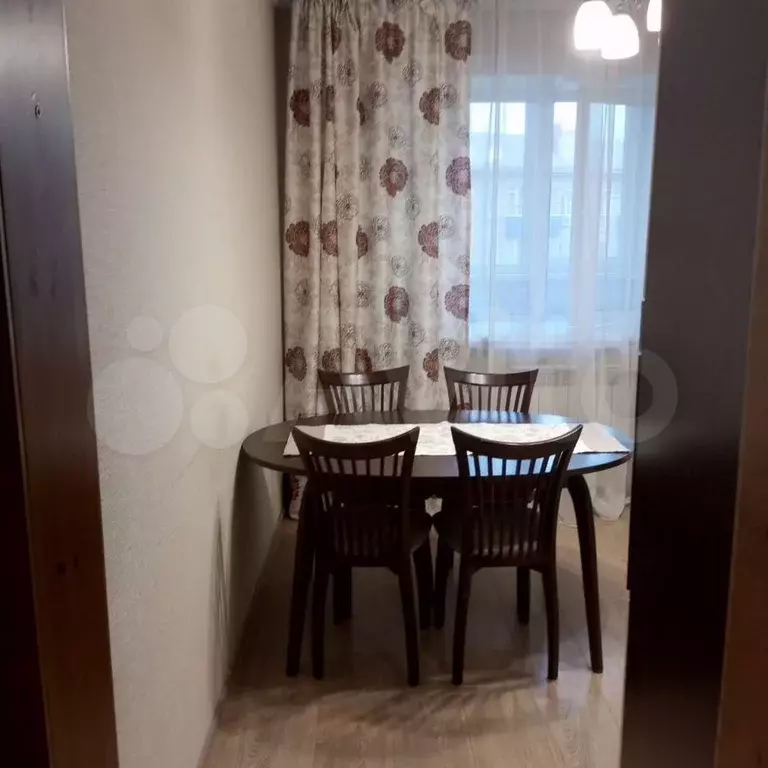 2-к. квартира, 70 м, 5/5 эт. - Фото 1