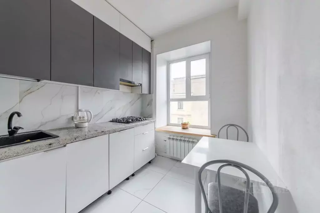 4-к кв. Санкт-Петербург ул. Достоевского, 3 (95.0 м) - Фото 1