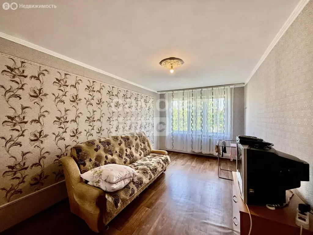 2-комнатная квартира: Приморско-Ахтарск, улица Авиагородок, 1 (47.4 м) - Фото 0
