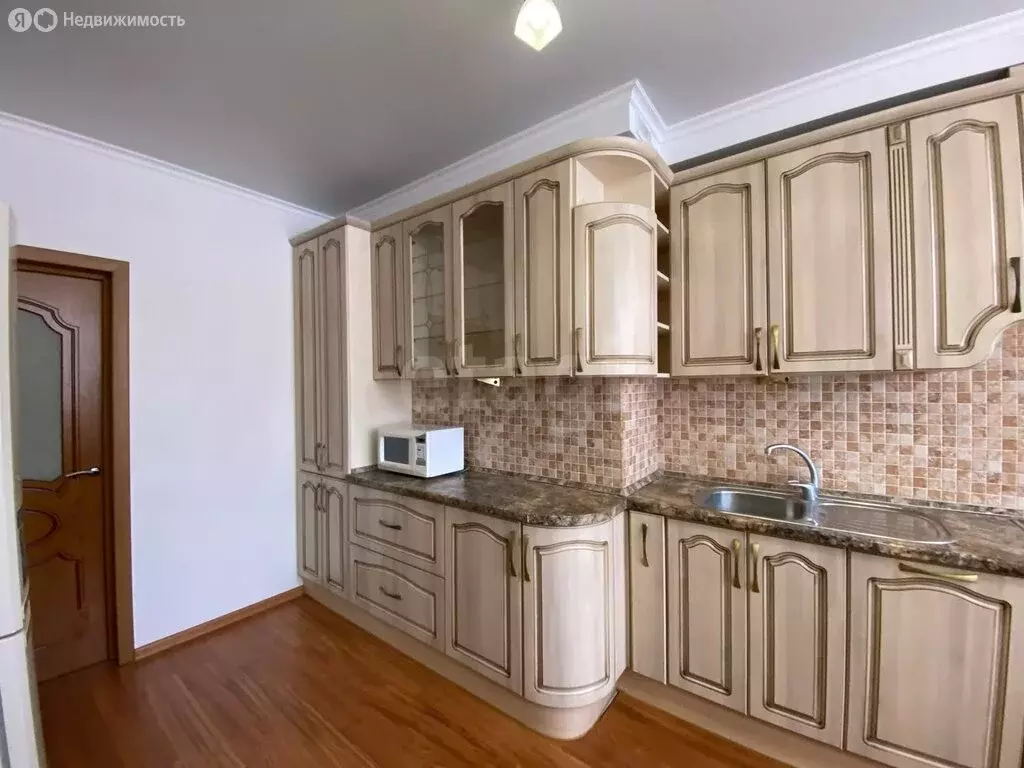 3-комнатная квартира: Калининград, улица Гайдара, 122 (90 м) - Фото 2