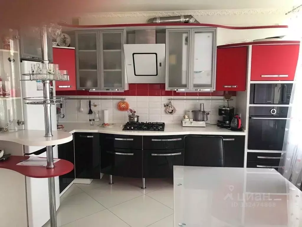 2-к кв. Крым, Евпатория просп. Ленина, 51/50 (80.0 м) - Фото 1