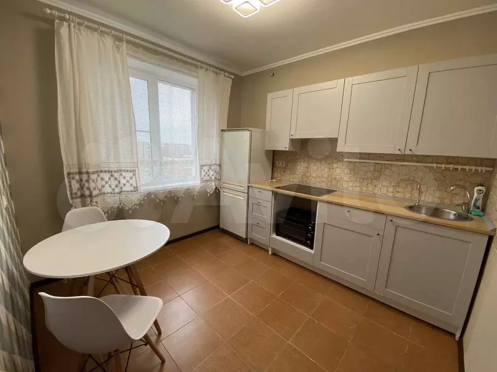 1-к. квартира, 40 м, 7/10 эт. - Фото 1