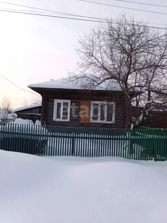 Дом в Свердловская область, Серов ул. Хасановцев, 41 (30 м) - Фото 1
