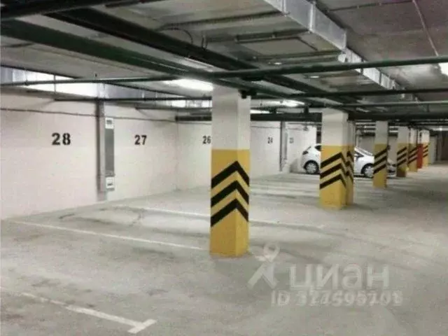 Гараж в Москва Нежинская ул., 8К4 (15 м) - Фото 1