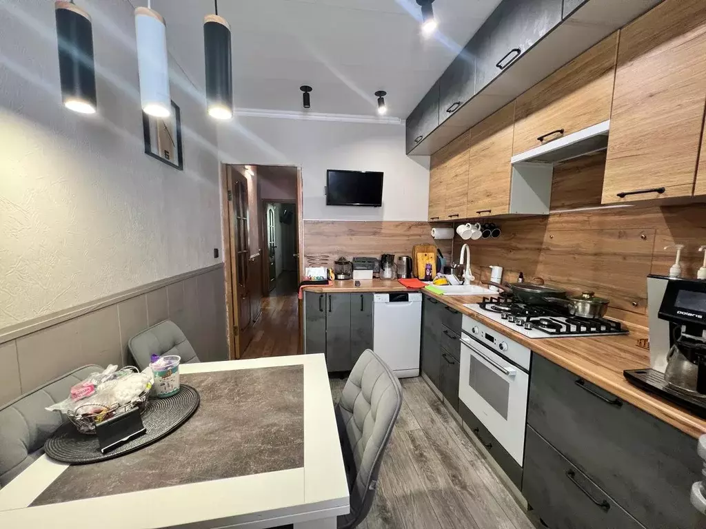 Продаётся 3-к квартира, 60.2 м - Фото 0