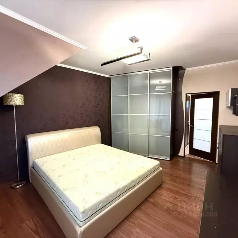 2-к кв. Калининградская область, Калининград ул. Куйбышева, 100 (55.0 ... - Фото 2