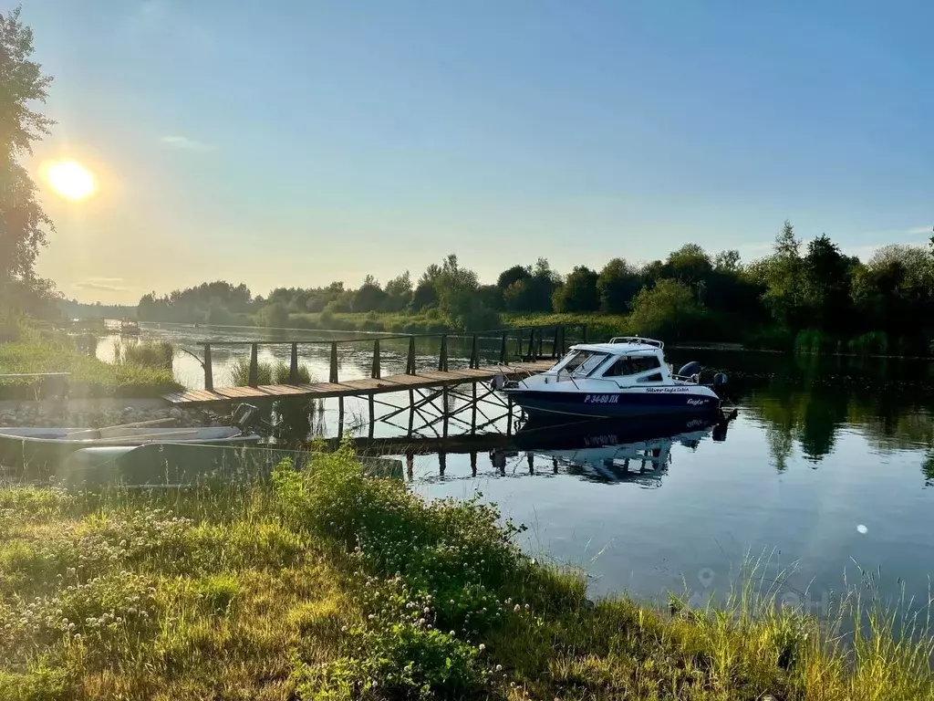 Дом в Ленинградская область, Кировский район, Приладожское городское ... - Фото 1