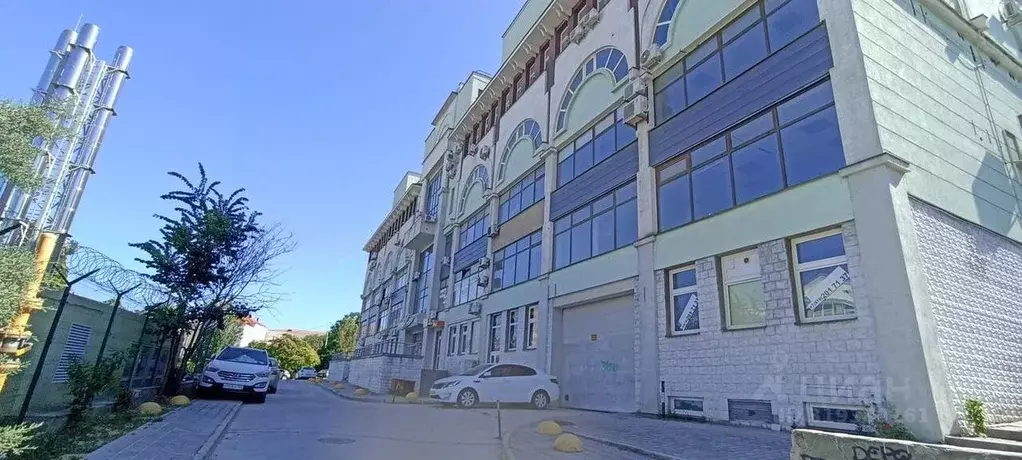 Помещение свободного назначения в Севастополь ул. Очаковцев, 19 (143 ... - Фото 1