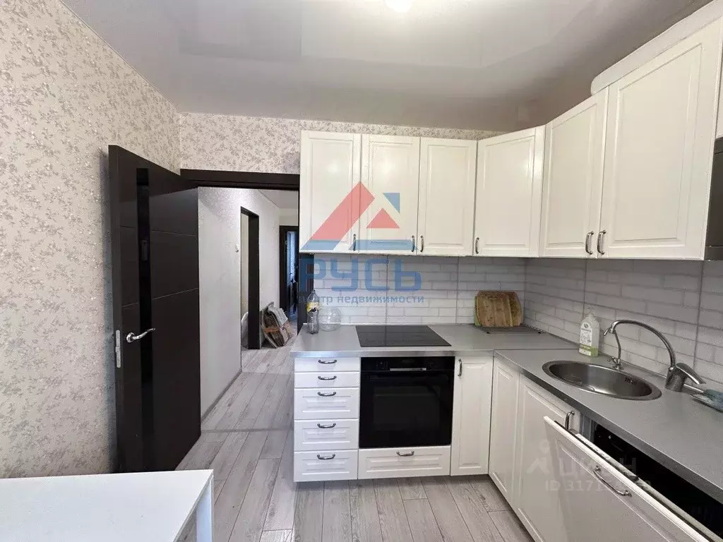 4-к кв. Челябинская область, Челябинск Пекинская ул., 19А (84.0 м) - Фото 1