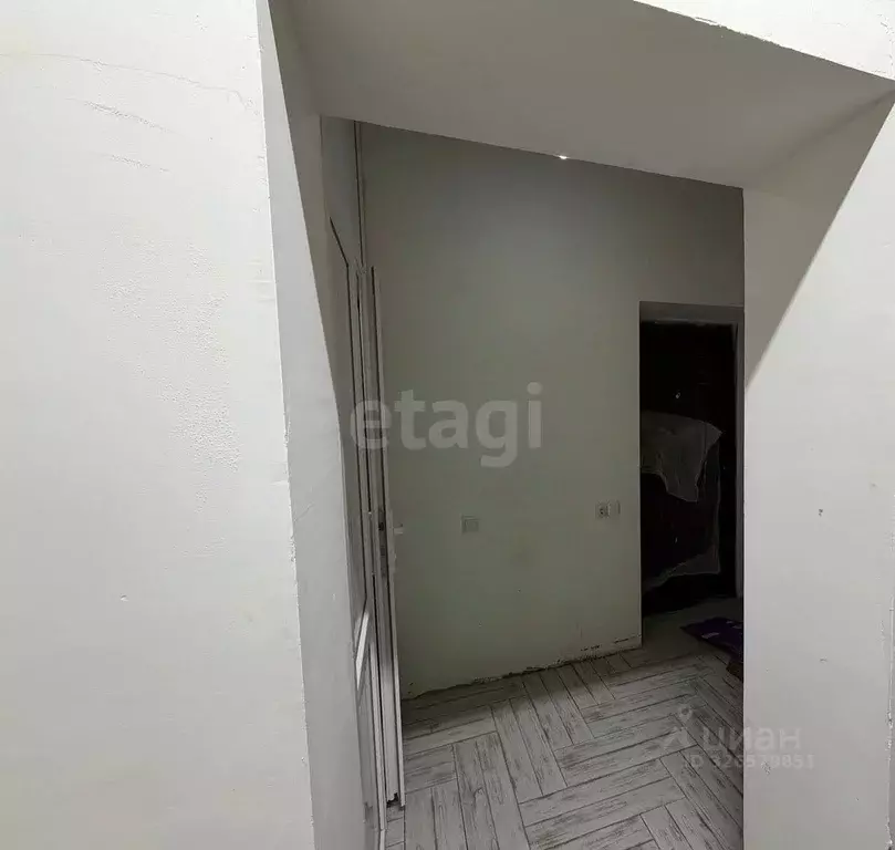 Помещение свободного назначения в Калмыкия, Элиста ул. Братьев ... - Фото 2