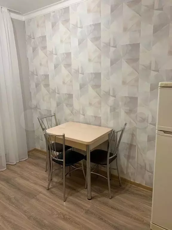 1-к. квартира, 42 м, 4/11 эт. - Фото 1