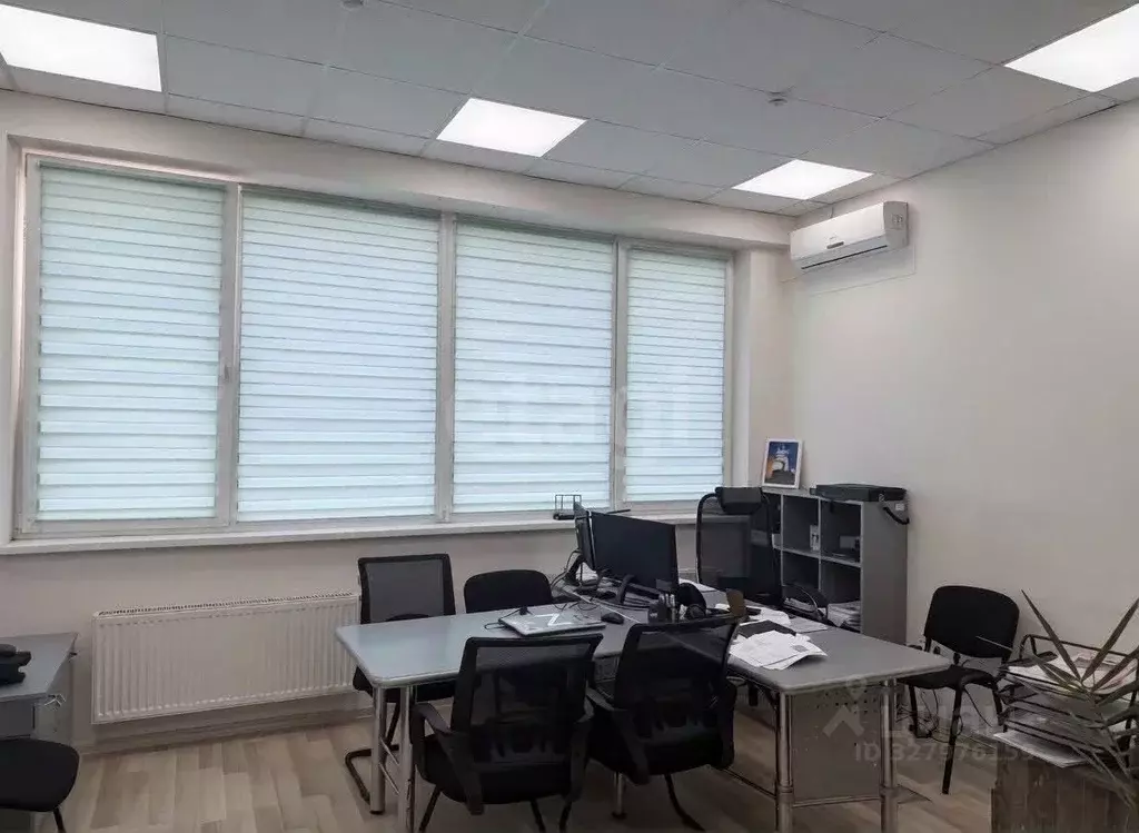 Офис в Крым, Симферополь ул. Луговая (304 м) - Фото 2