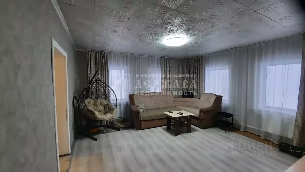 Дом в Кемеровская область, Междуреченск Чебалсинская ул., 12 (63 м) - Фото 1