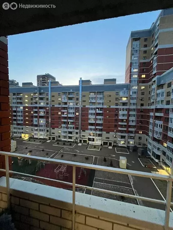 1-комнатная квартира: Казань, улица Зур Урам, 1 (40 м) - Фото 1