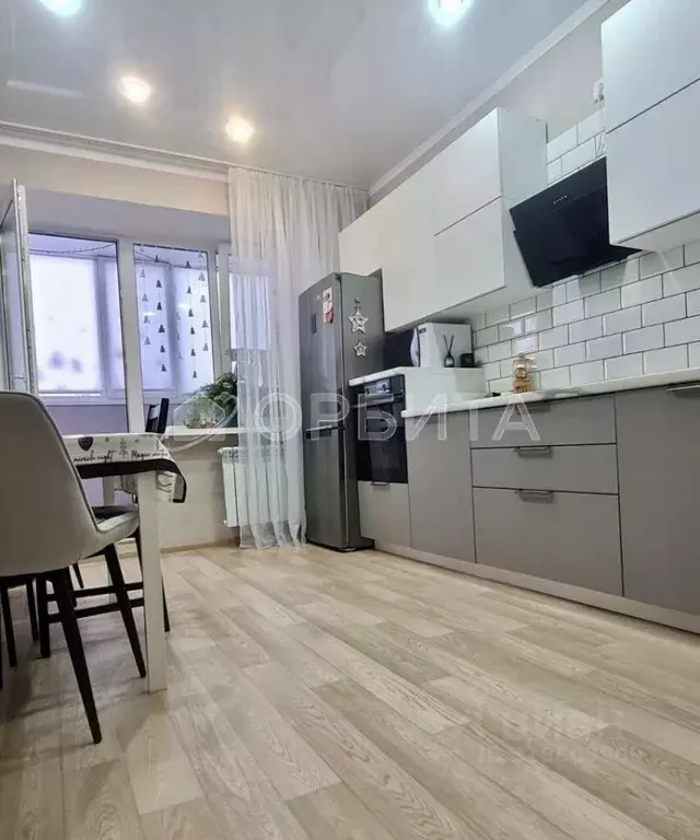 1-к кв. Тюменская область, Тюмень ул. Суходольская, 14 (35.1 м) - Фото 0