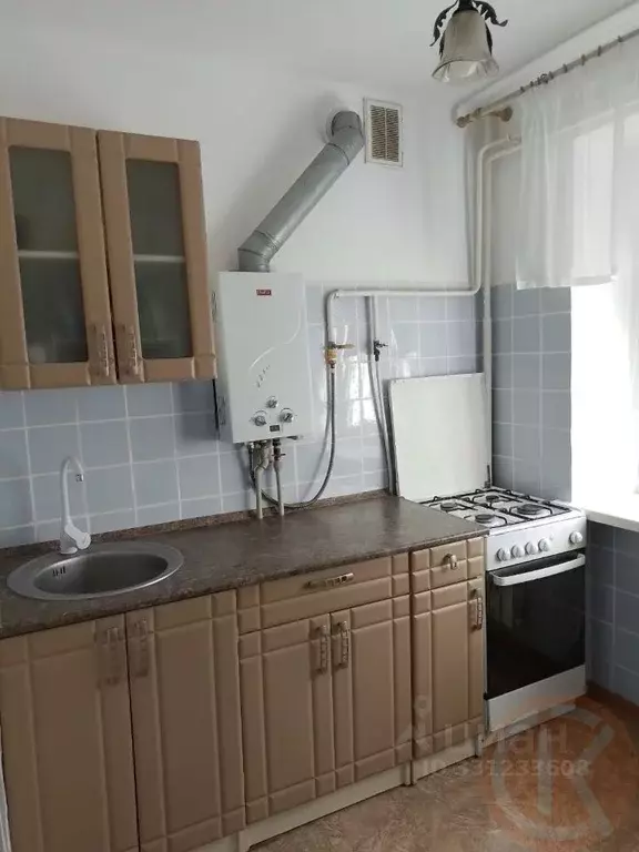 2-к кв. Крым, Евпатория проезд Советский, 1 (46.8 м) - Фото 1