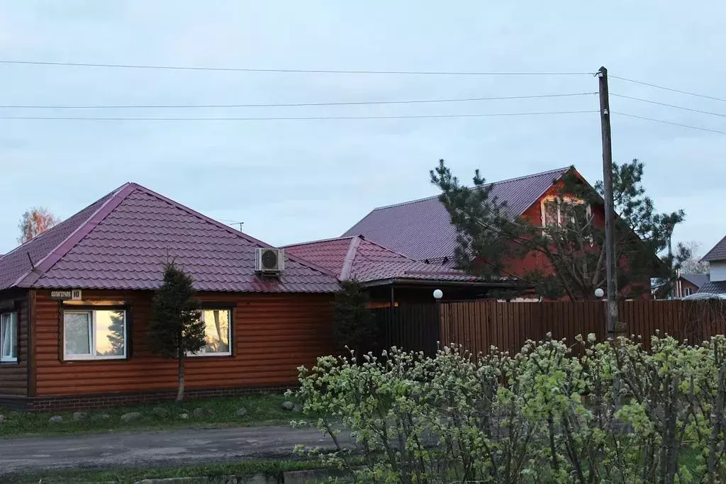 Дом в Тверская область, Осташков Селигерная ул., 10 (35 м) - Фото 1