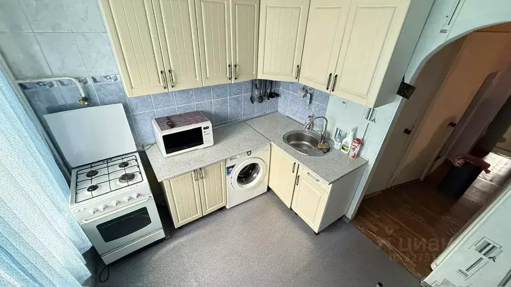 2-к кв. Краснодарский край, Ейск ул. Розы Люксембург, 181 (55.0 м) - Фото 2