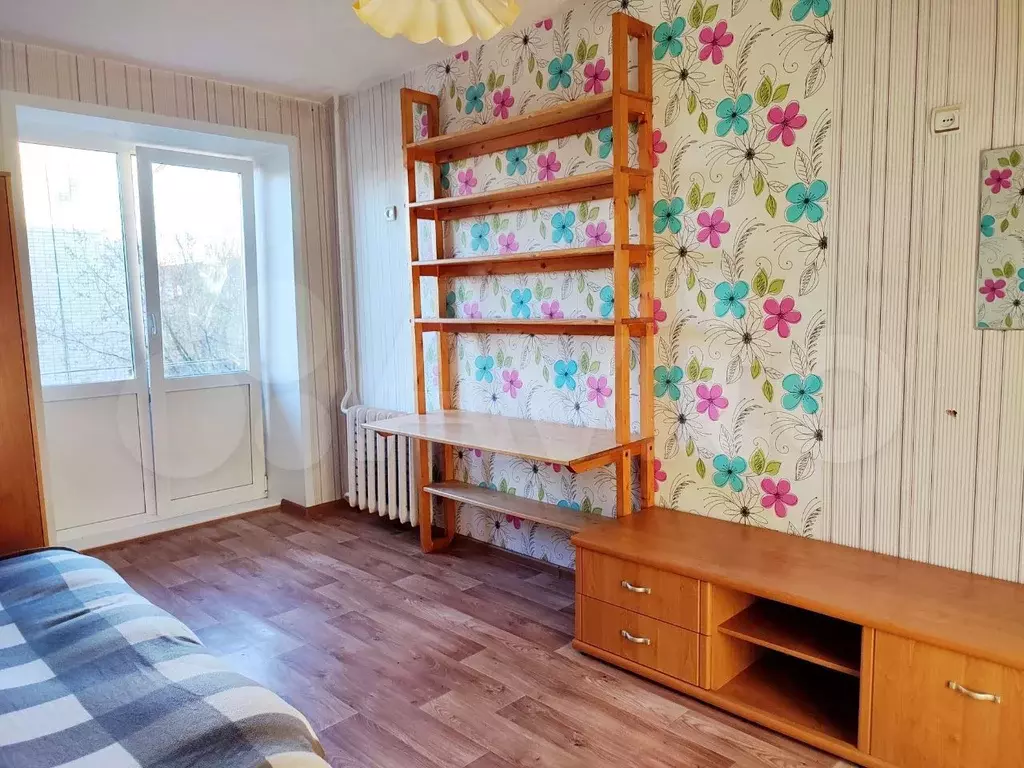 Комната 12,1 м в 5-к., 4/5 эт. - Фото 1