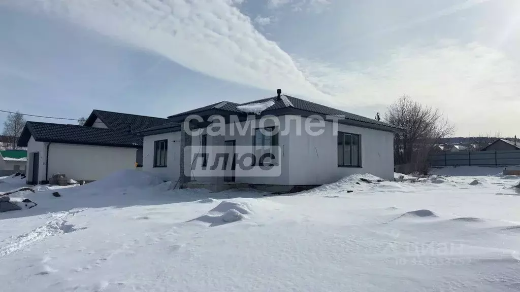 Дом в Башкортостан, Октябрьский Ударная ул. (120 м) - Фото 0