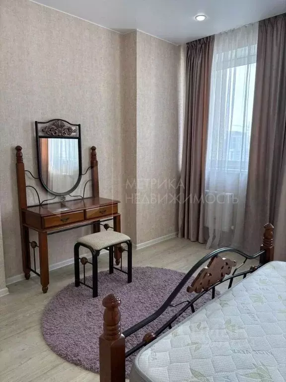 2-к кв. Тюменская область, Тюмень ул. Газовиков, 35 (67.7 м) - Фото 0