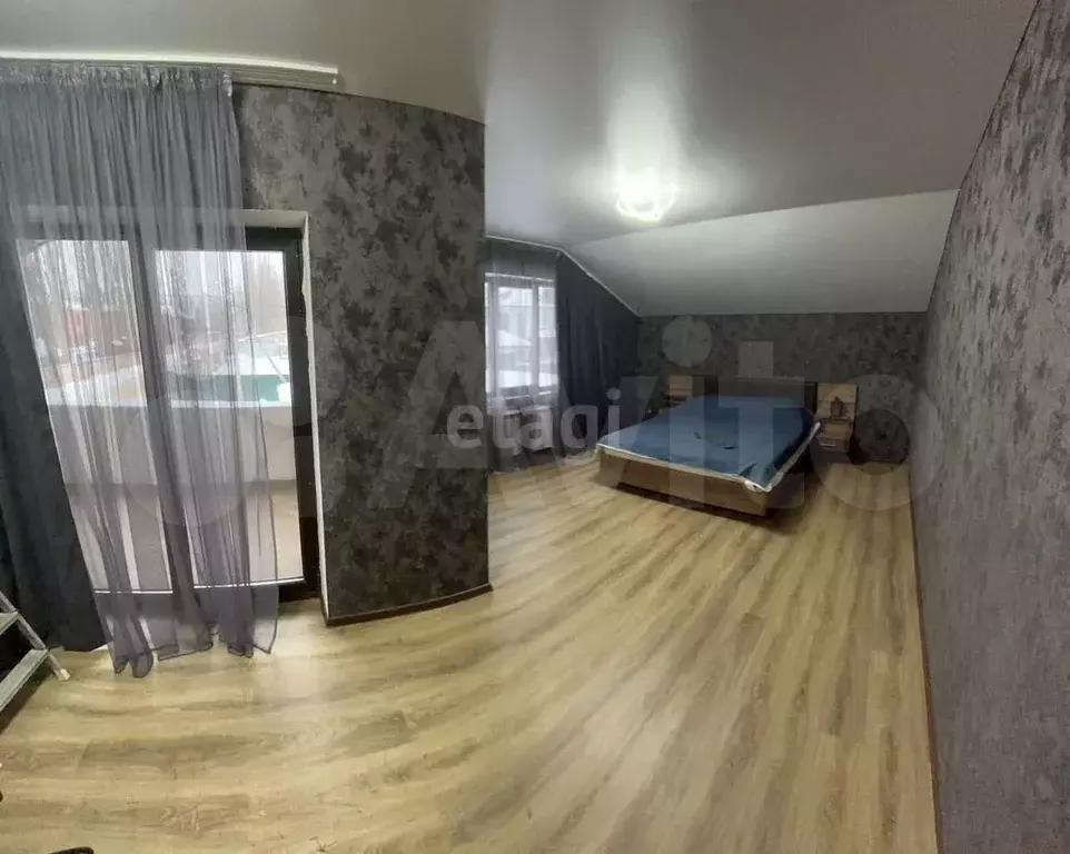 Дом 210 м на участке 6 сот. - Фото 0