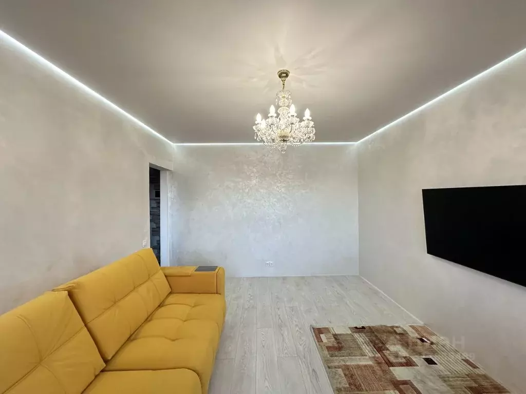 3-к кв. Санкт-Петербург просп. Ударников, 42 (65.8 м) - Фото 1