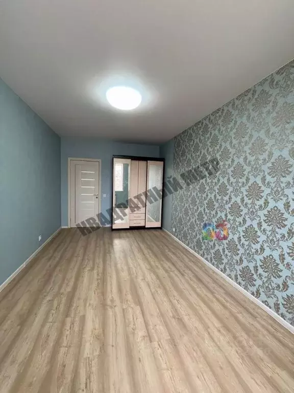 3-к кв. Калмыкия, Элиста 9-й мкр, 128 (80.4 м) - Фото 1
