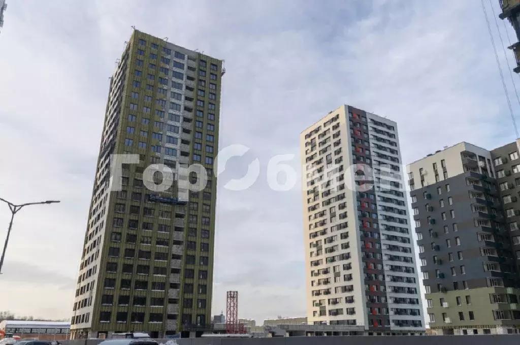 Продается 3-комнатная квартира - Фото 1