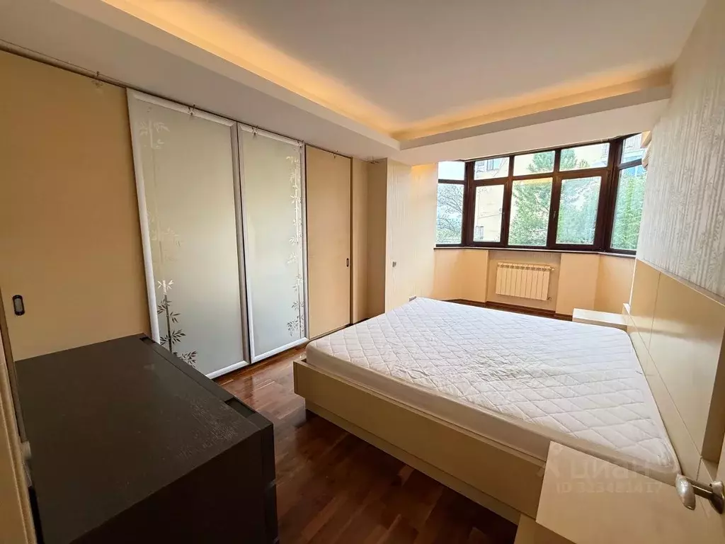 3-к кв. Краснодарский край, Сочи Светлана мкр, ул. Учительская, 18В ... - Фото 1