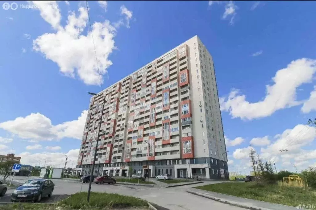 Квартира-студия: Тюмень, улица Тимофея Чаркова, 28 (20 м) - Фото 1