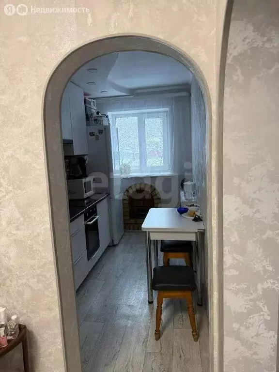 2-комнатная квартира: село Майма, улица Ленина, 105 (50 м) - Фото 1