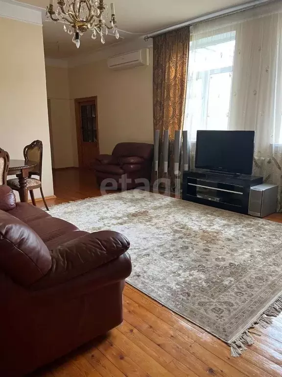 Дом в Дагестан, Махачкала ул. Репина, 46 (240 м) - Фото 1