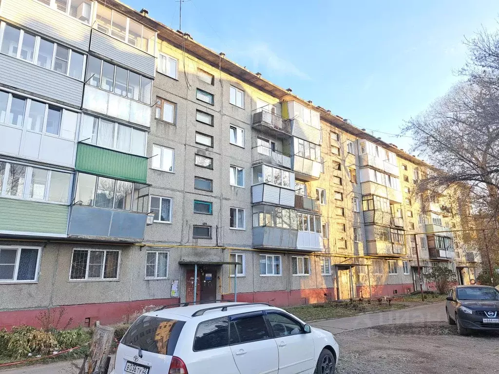 3-к кв. Алтайский край, Барнаул ул. Георгия Исакова, 248 (62.0 м) - Фото 1